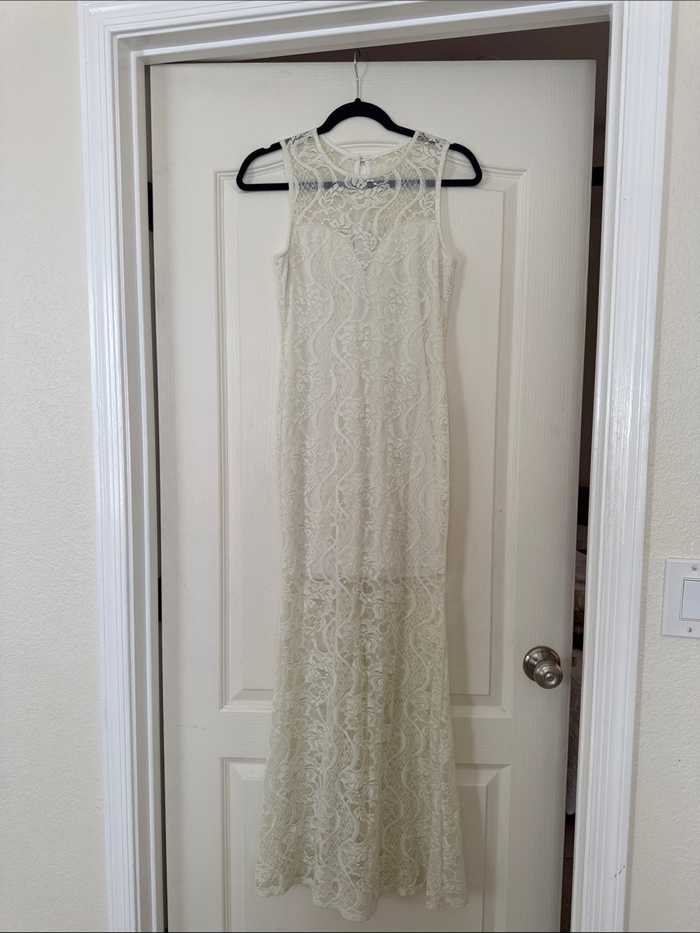 Lace Sheath Maxi Dress in Ivory